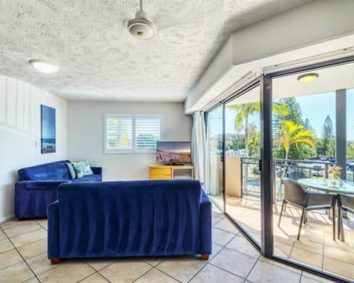 caloundra-2-bedroom-holiday-apartment(11)