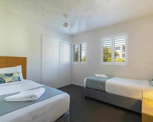 caloundra-2-bedroom-holiday-apartment(2)